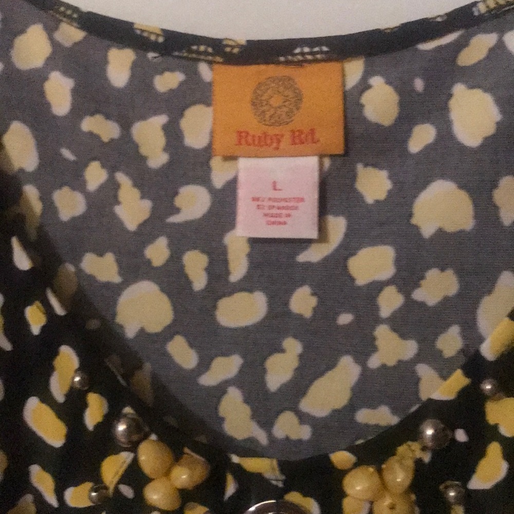 Blouse - Picture 2 of 3